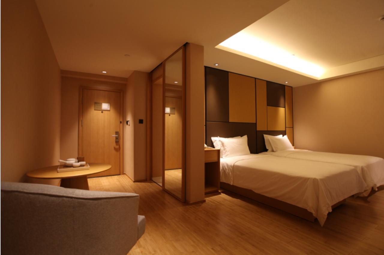 Ji Hotel Shanghai Kangqiao Xiuyan Road Exterior foto